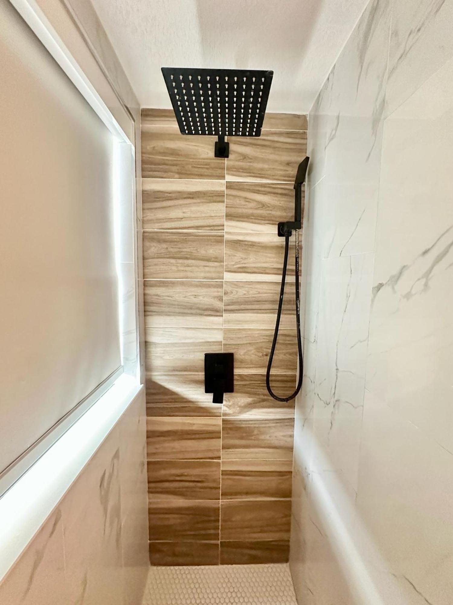 Tower 2 Master Suites, 2 Kings Beds, Marina Key Largo Bagian luar foto